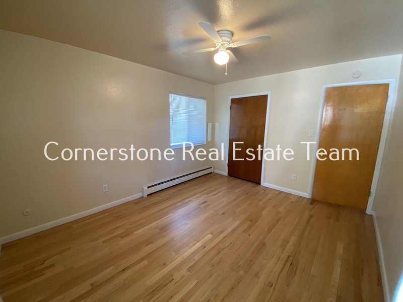 3113 Illinois Ave - 1 property image