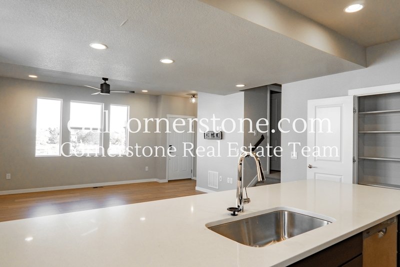 3713 Levy Park Drive property image