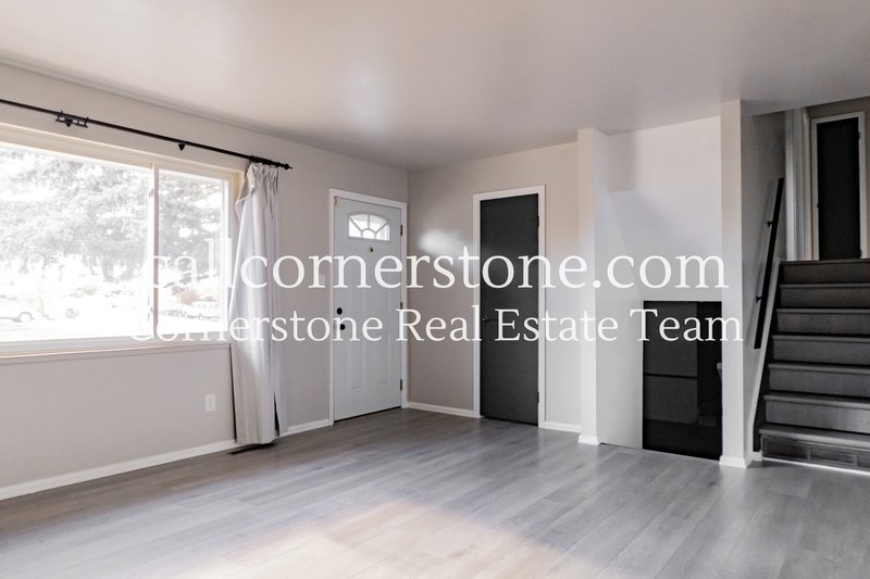 1320 Verde Drive property image