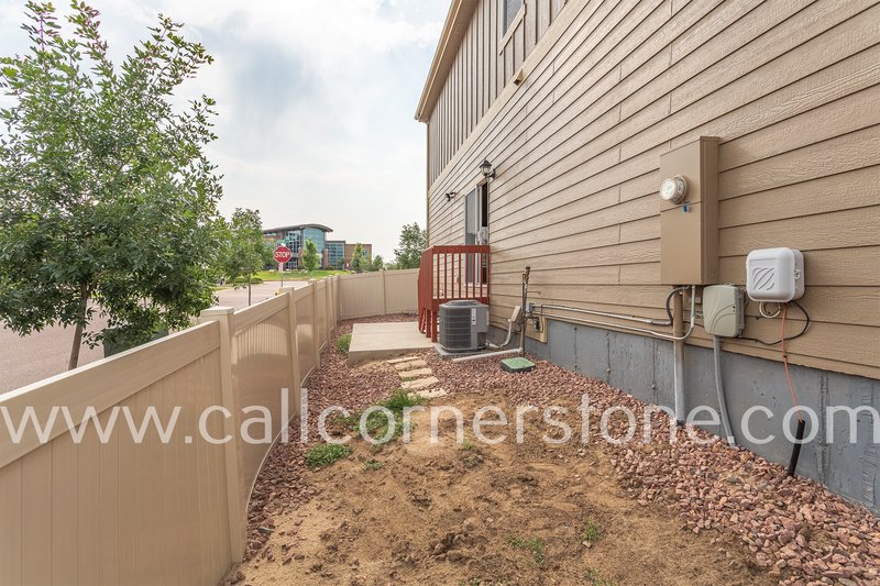 1322 Antrim Loop property image