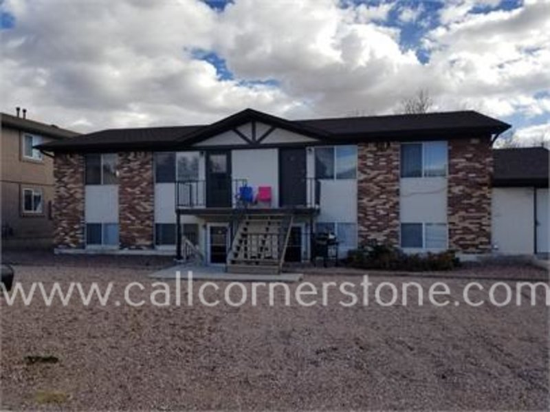 1055 Chiricahua Loop - 3 property image