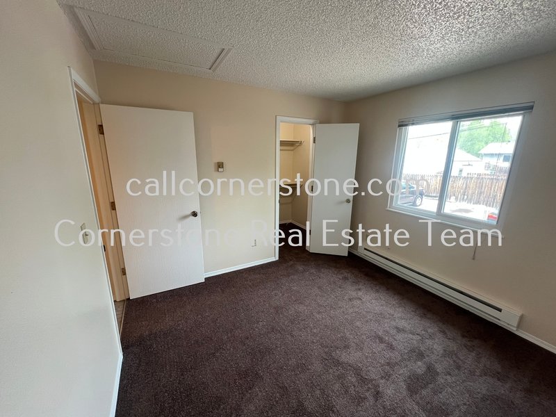 2820 W Platte Ave - A property image