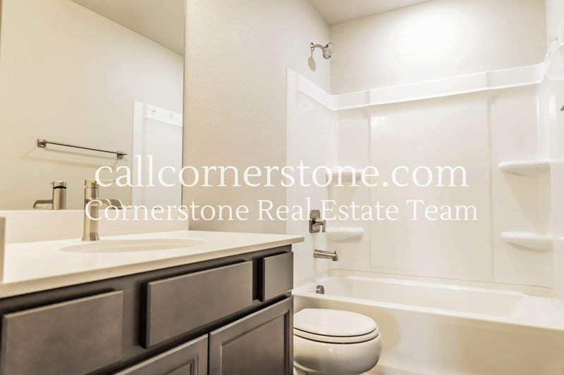 9844 Cronin Street property image