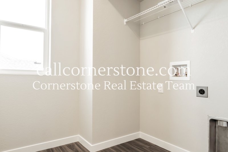 9844 Cronin Street property image