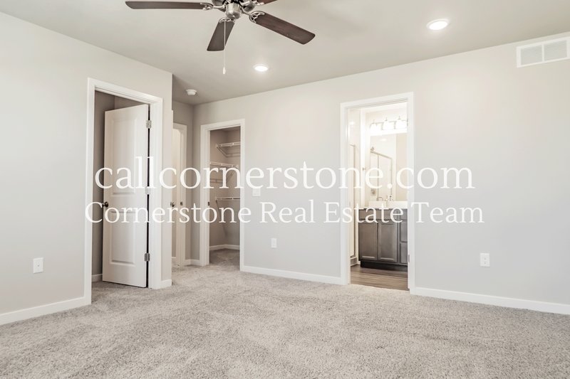 9844 Cronin Street property image