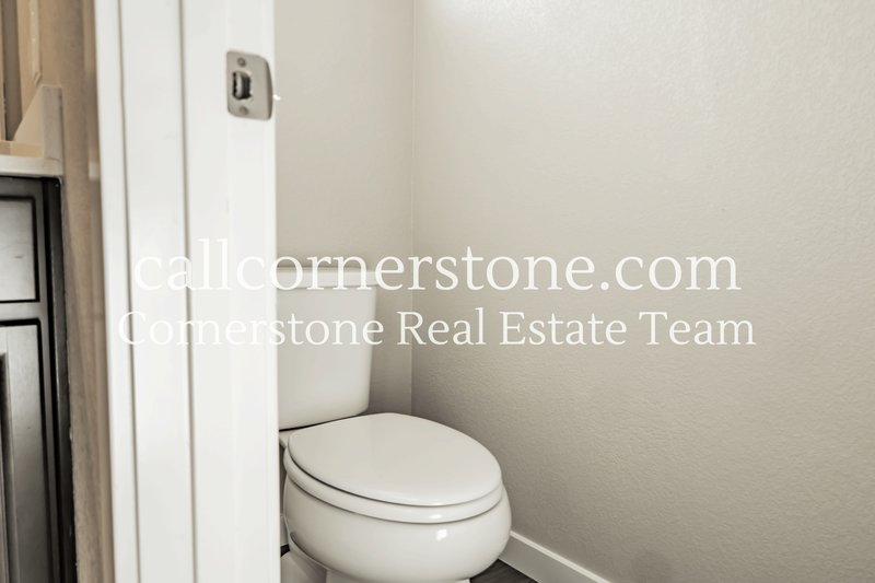 9844 Cronin Street property image