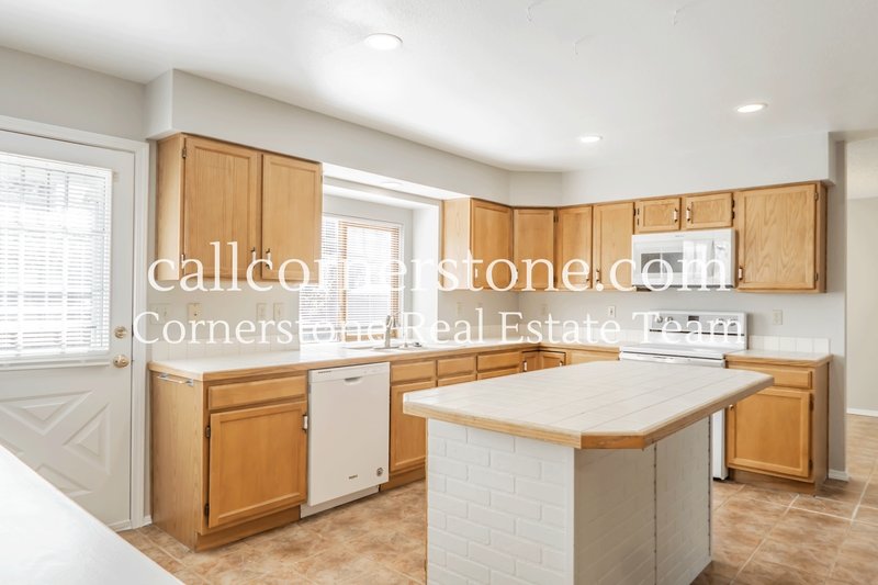 5037 Plumstead Drive property image