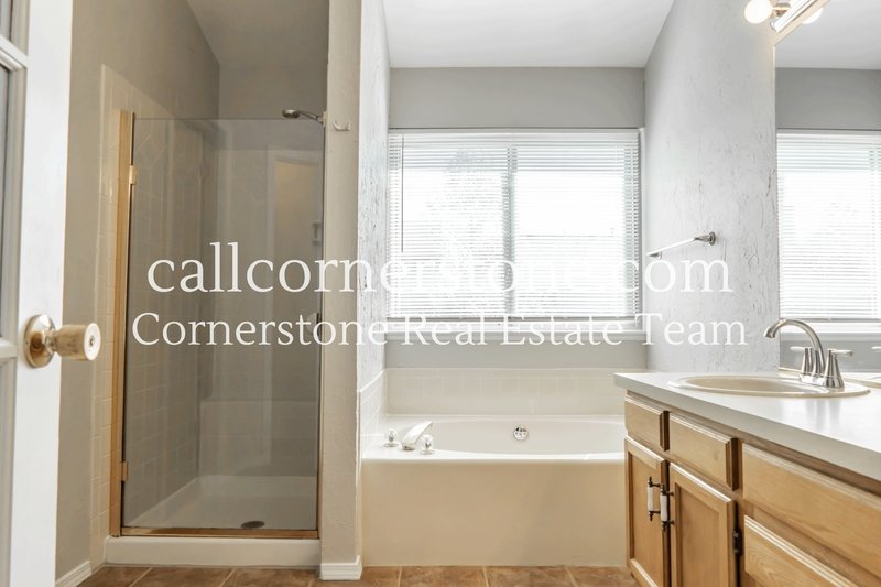 5037 Plumstead Drive property image