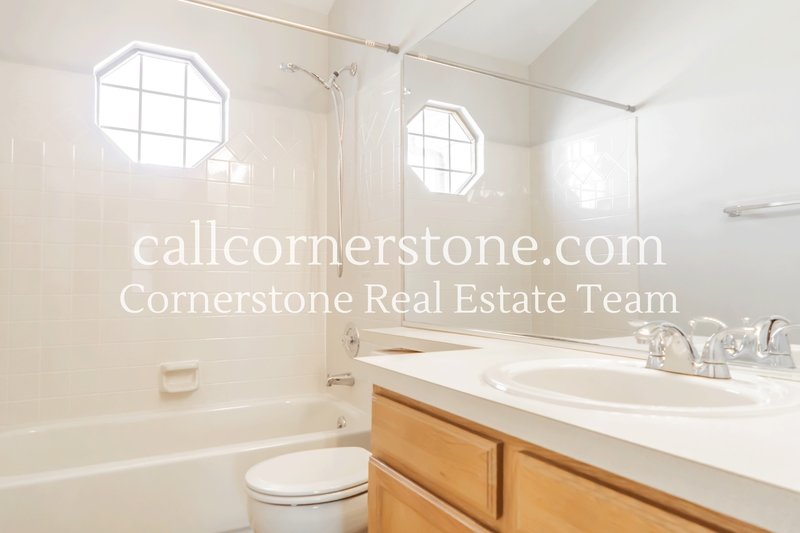 5037 Plumstead Drive property image