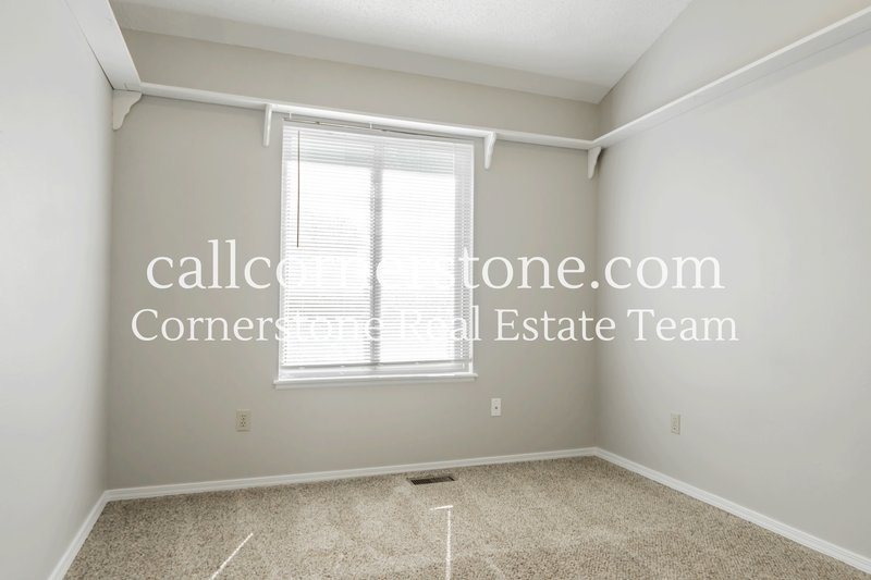 5037 Plumstead Drive property image