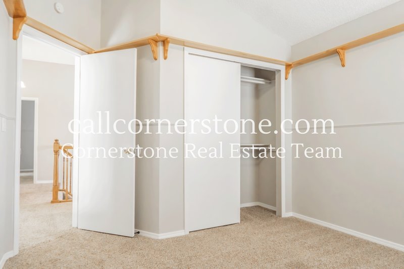 5037 Plumstead Drive property image