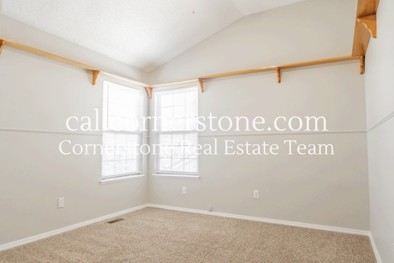 5037 Plumstead Drive property image