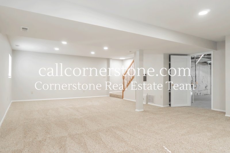 5037 Plumstead Drive property image