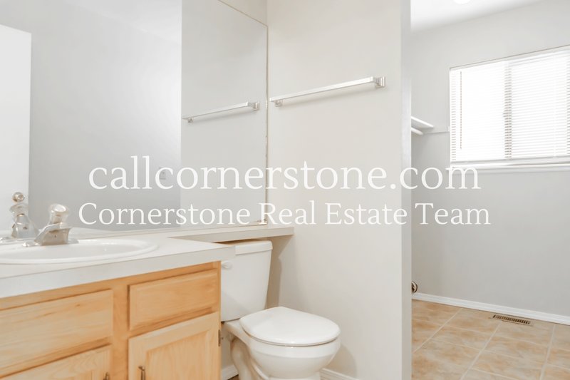 5037 Plumstead Drive property image