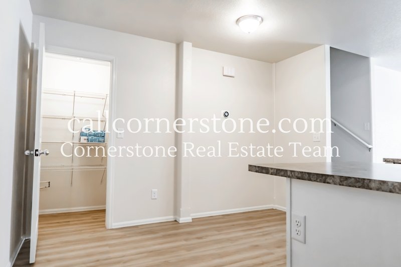 2138 Phillips Alley property image