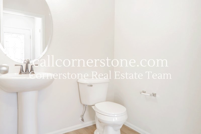 2138 Phillips Alley property image