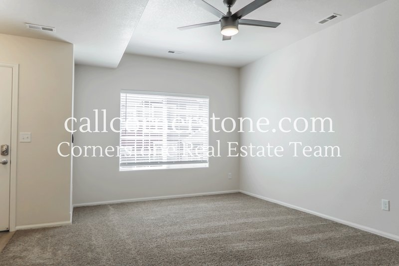 2138 Phillips Alley property image