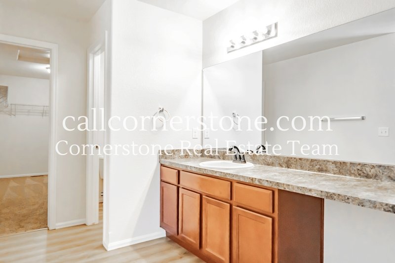 2138 Phillips Alley property image