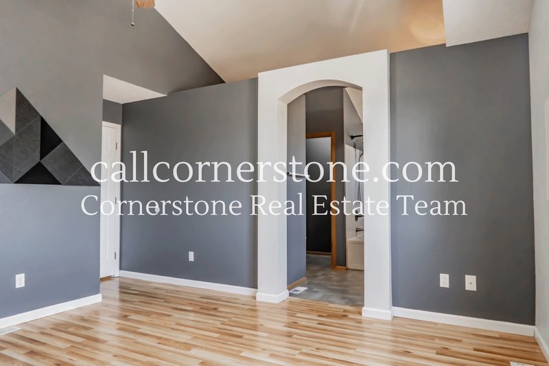655 Ancestra Drive property image