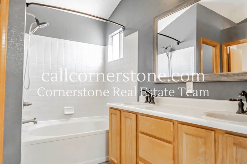 655 Ancestra Drive property image