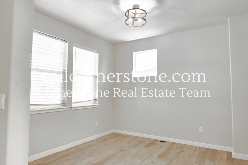 10120 Kentwood Drive property image