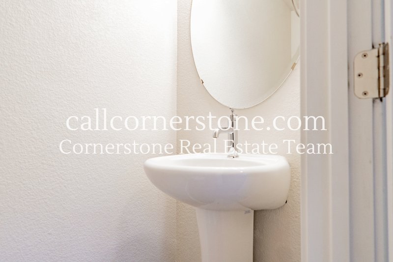 10120 Kentwood Drive property image