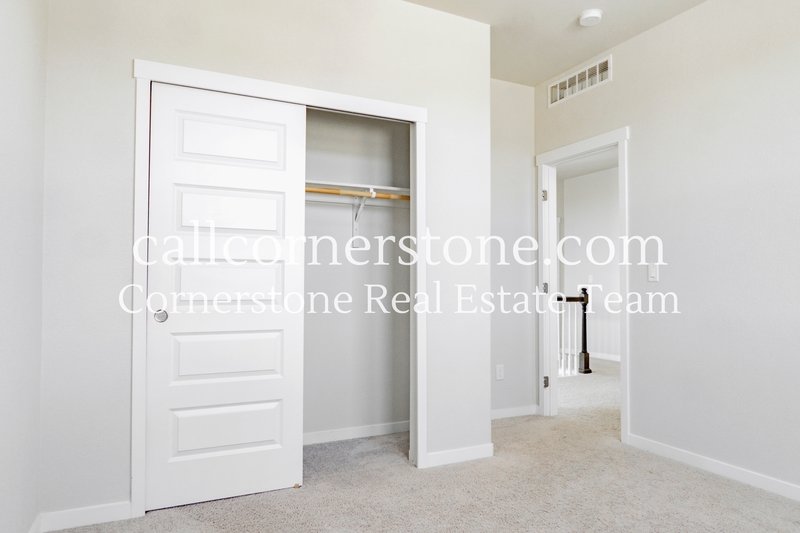 10120 Kentwood Drive property image