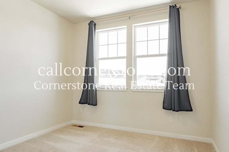 10120 Kentwood Drive property image