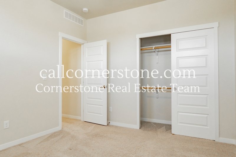 10120 Kentwood Drive property image