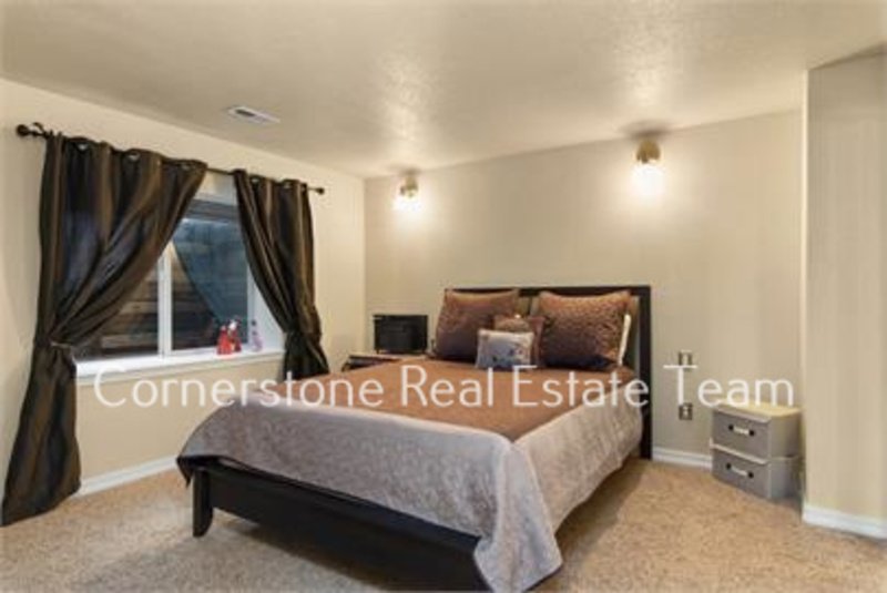 355 Paisley Drive property image