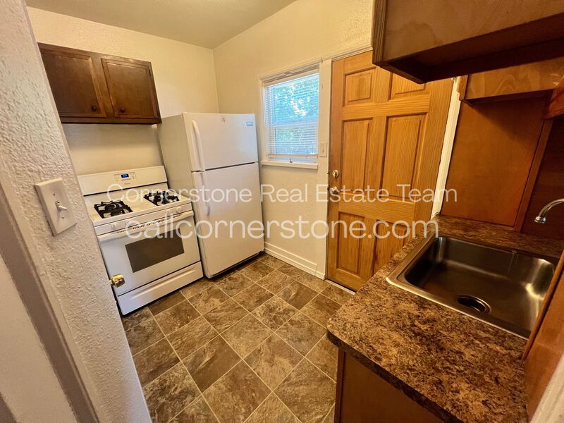 326 East Saint Vrain Street - 1 property image