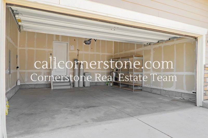 10043 Seawolf Drive property image