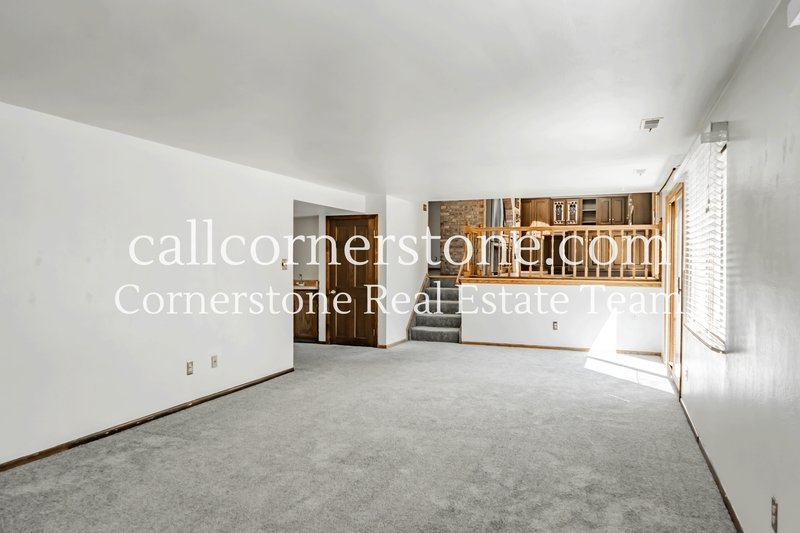 3427 Clubheights Drive property image