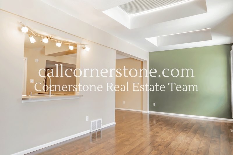 2081 Sussex Lane property image
