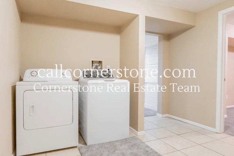 2081 Sussex Lane property image