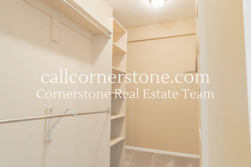2081 Sussex Lane property image