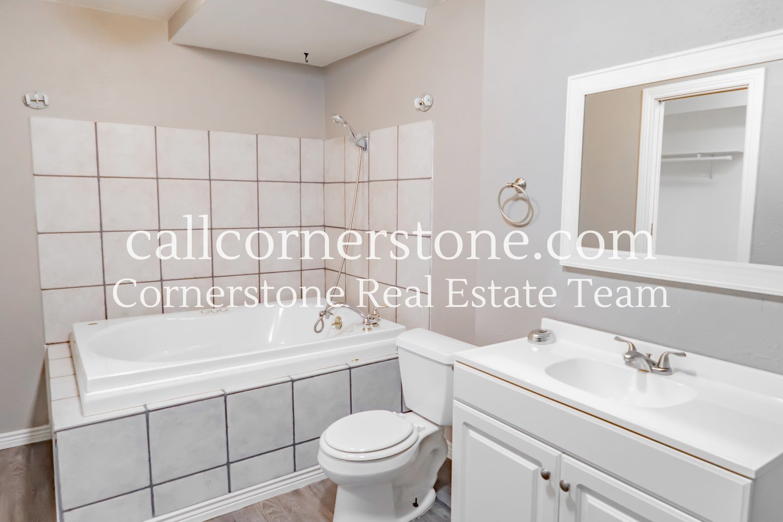 4917 Ardley Drive (AT) property image