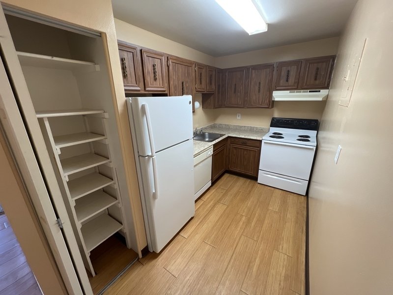 325 Cragmor Road - 209 property image